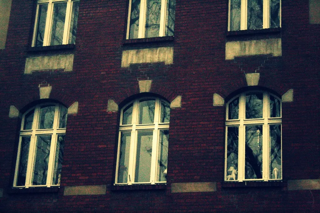 along puschkinallee
