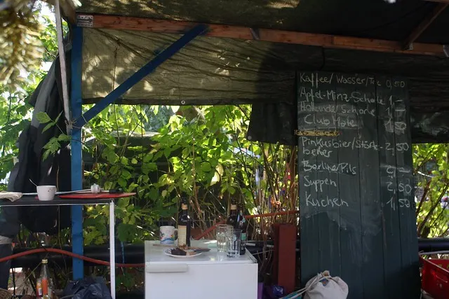 neukölln garten flohmarkt