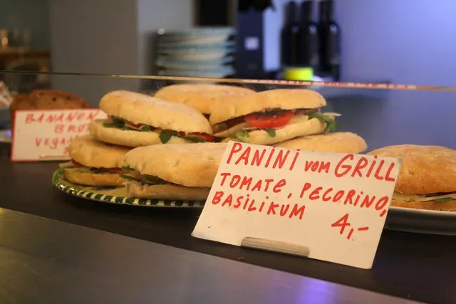 giro coffee bar