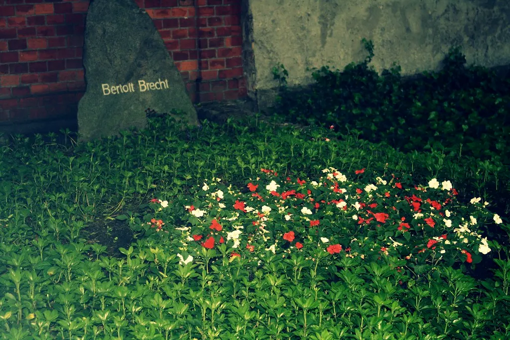 friedhof der dorotheenstädtischen und friedrichswerderschen gemeinden