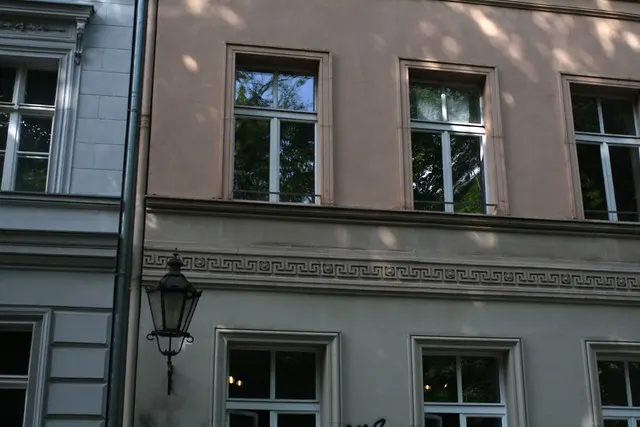 mitte wanderings