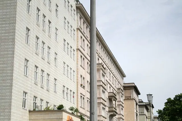 walk down warschauer